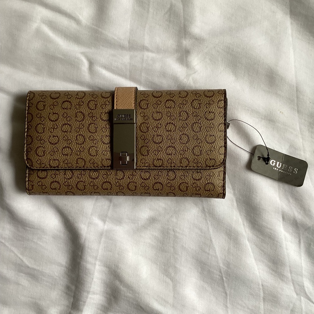 Guess wallet